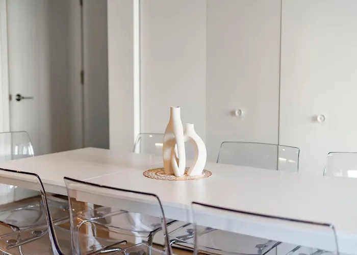 Brand New 4br In Heart Of Hotel *