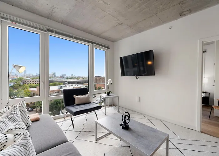 Hotel Brand New 4br In Heart Of