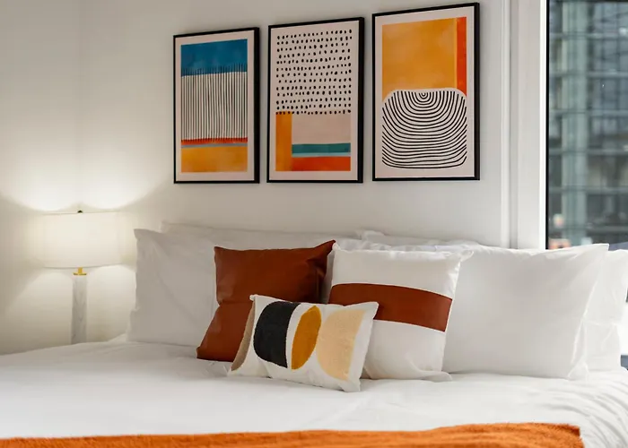 Hotel Brand New 4br In Heart Of