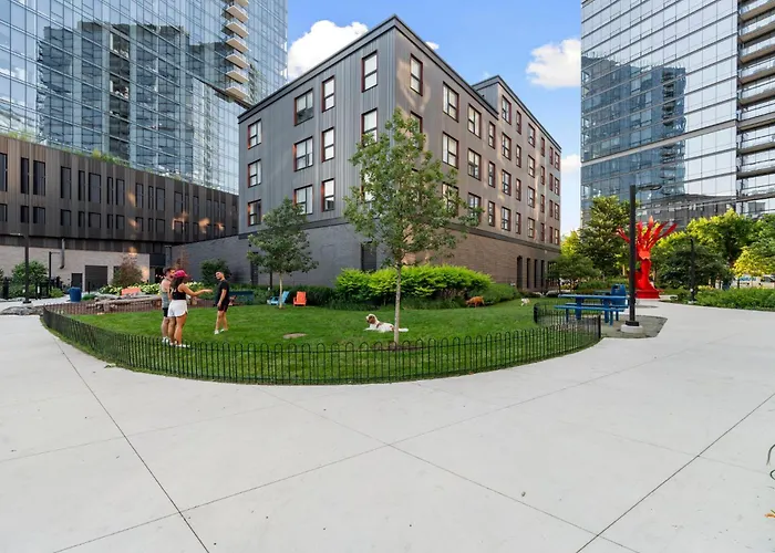 Brand New 4br In Heart Of Chicago
